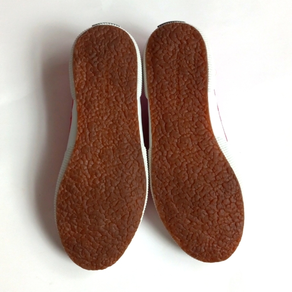 NWOT SUPERGA SNEAKERS - Picture 5 of 6